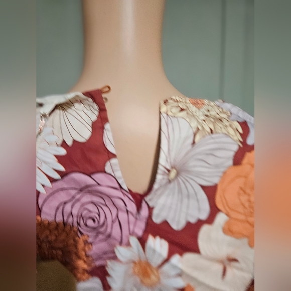 LISTICLE Floral V-Neck Blouse | Smocked Waist Romantic Boho Top.Size S (NWT) - Picture 14 of 16